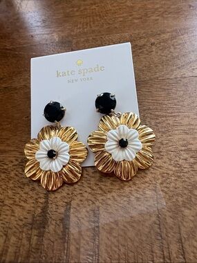 kate spade Gold, White & Black Flower Drop Earrings